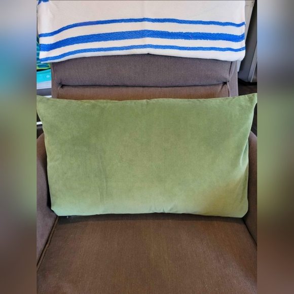 Decorative Mr. And Mrs. throw pillow - Picture 2 of 3